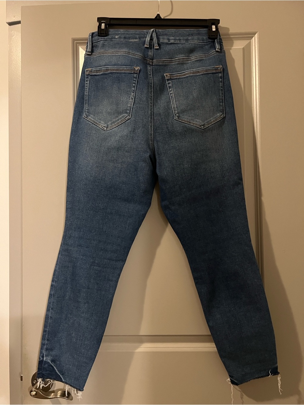 Women's High-Rise Skinny Jeans in Medium Blue Wash - Picture 2 of 5